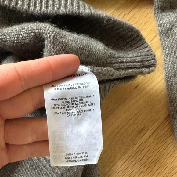 Reformation Clara Cardigan - Picture 5 of 6